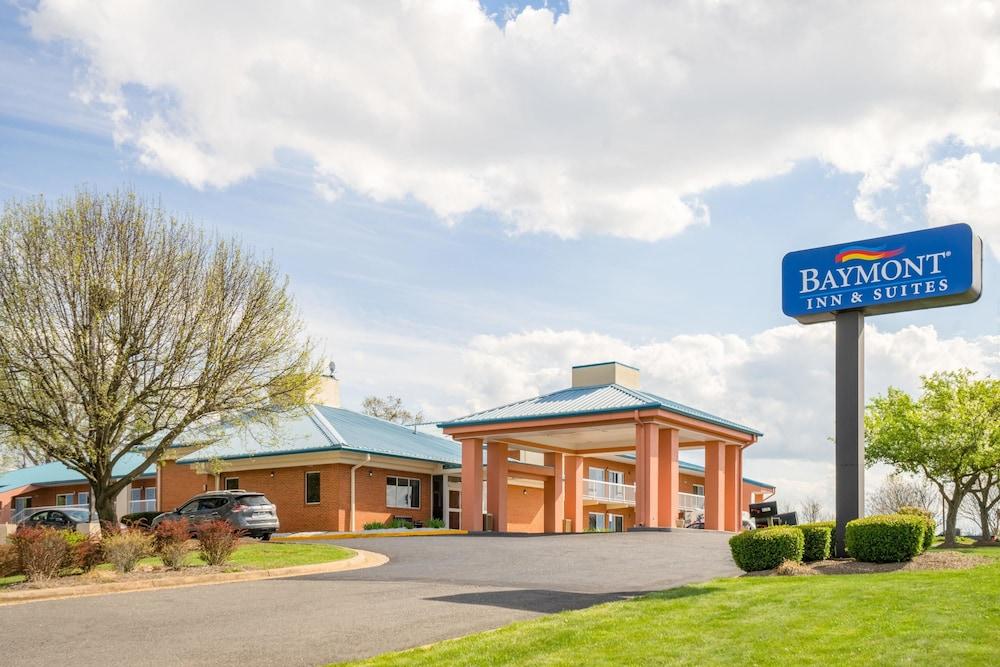 Baymont By Wyndham Warrenton Hotell Exteriör bild